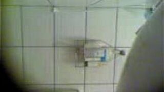 my sister in law bathing - porn video